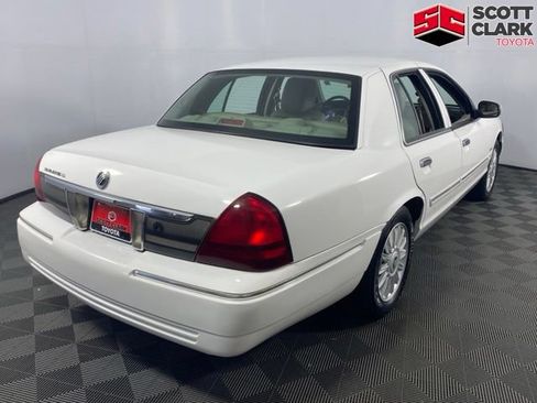 Used 2011 Mercury Grand Marquis LS RWD image 8