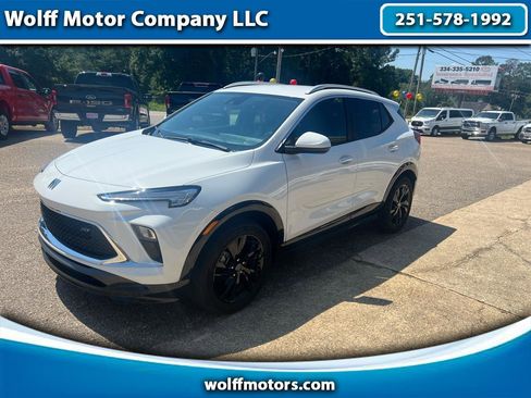 Used 2024 Buick Encore GX Sport Touring w/ Comfort Package image 1