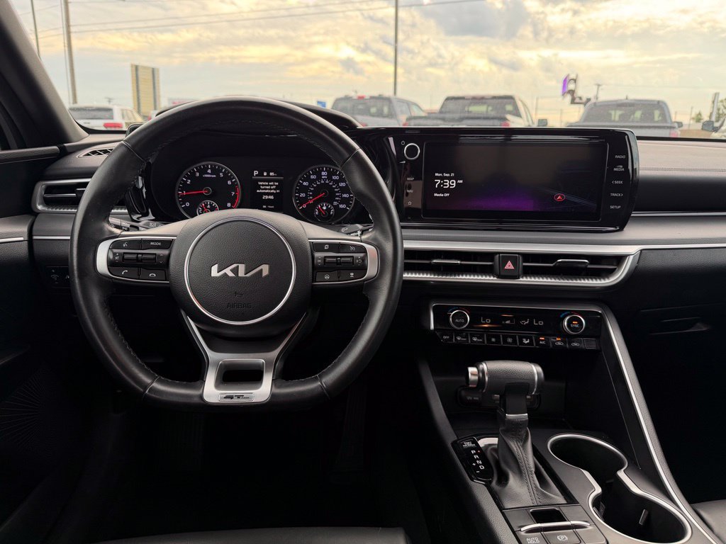 Used 2023 Kia K5 GT-Line w/ GT-Line Premium Package FWD image 17