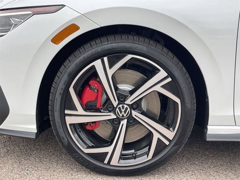 New 2026 Volkswagen GTI SE image 6
