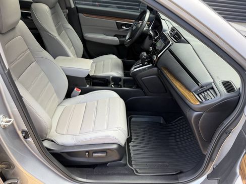 Used 2019 Honda CR-V Touring image 21