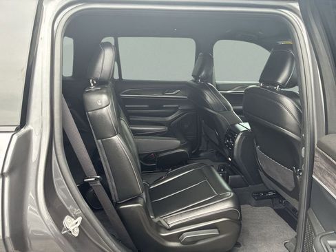 Certified 2025 Jeep Grand Cherokee L Limited w/ Black Appearance Package RWD image 20