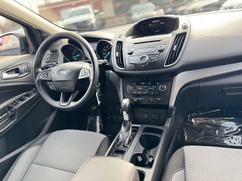 Used 2017 Ford Escape SE w/ SE Cold Weather Package image 29