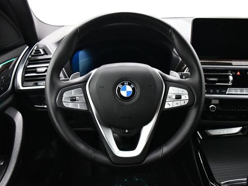 Used 2024 BMW X3 xDrive30i image 9