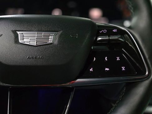 Used 2024 Cadillac Lyriq Sport image 21