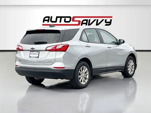 Used 2021 Chevrolet Equinox LS w/ LS Convenience Package AWD/4WD image 7