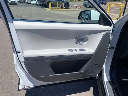 Used 2024 Hyundai Ioniq 5 SEL AWD/4WD image 10