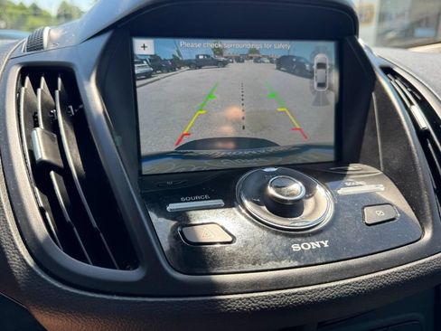 Used 2019 Ford Escape Titanium AWD/4WD image 20
