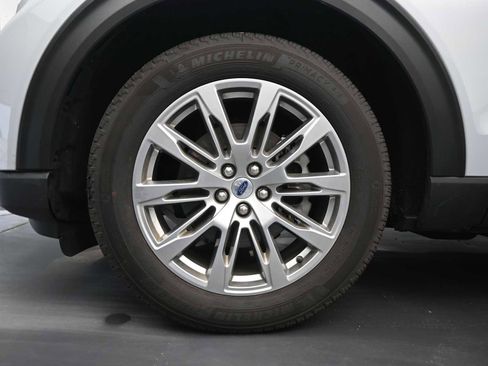 Used 2025 Ford Explorer Platinum image 10