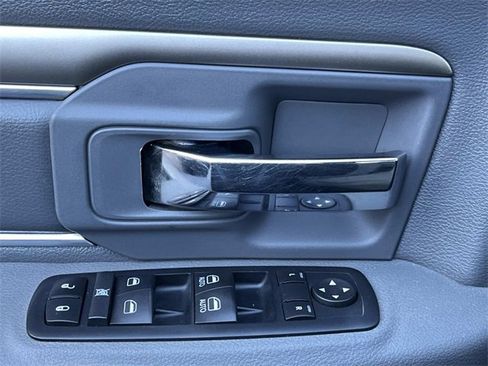 Used 2017 RAM 2500 SLT image 15