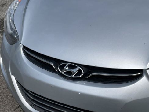Used 2013 Hyundai Elantra Limited FWD image 10