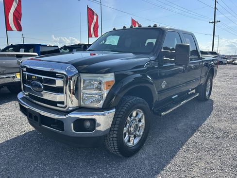 Used 2013 Ford F250 Lariat w/ Lariat Interior Pkg AWD/4WD image 16