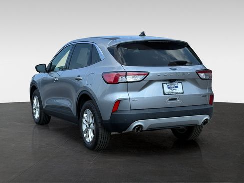 Used 2021 Ford Escape SE AWD/4WD image 7