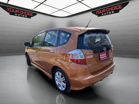 Used 2010 Honda Fit Sport image 3
