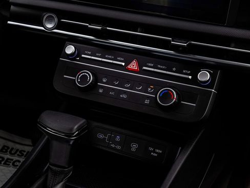 Used 2025 Hyundai Tucson SE image 21