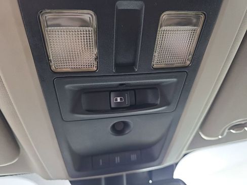 Used 2017 RAM 1500 Big Horn image 28