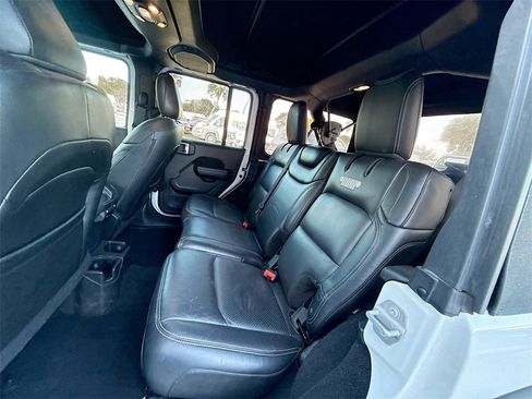 Used 2021 Jeep Wrangler Unlimited Sport image 27
