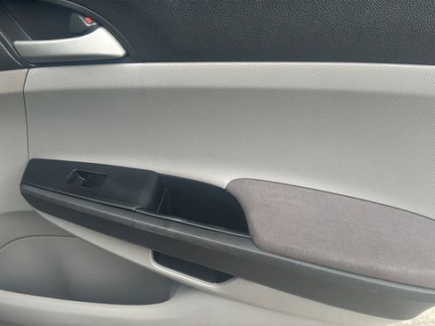 Used 2010 Honda Accord LX image 19