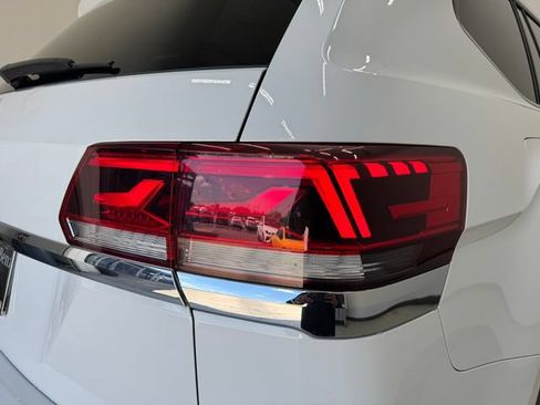 Used 2021 Volkswagen Atlas S FWD image 34