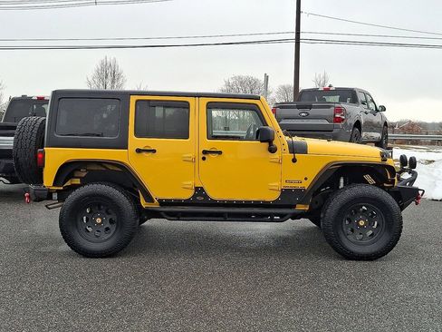 Used 2015 Jeep Wrangler Unlimited Sport w/ Quick Order Package 24S image 7