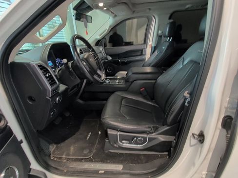 Used 2019 Ford Expedition Platinum AWD/4WD image 7