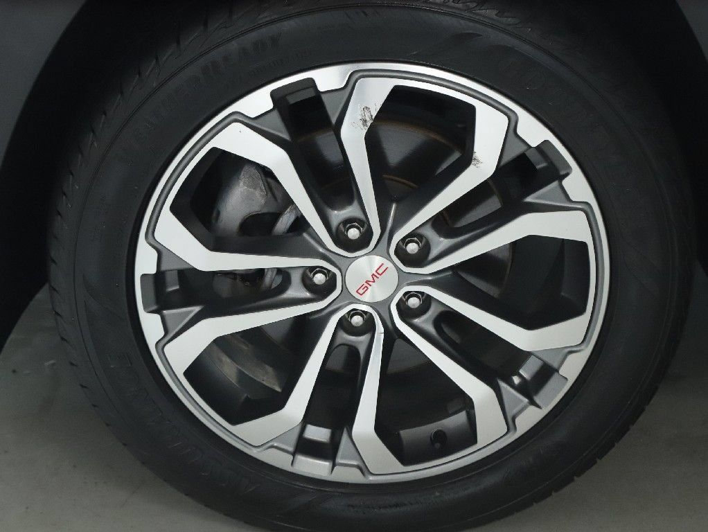 Used 2020 GMC Terrain SLT w/ Preferred Package AWD/4WD image 40