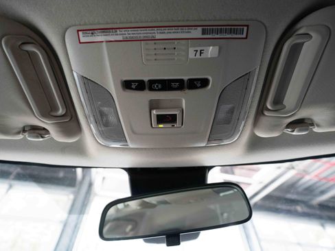 Used 2021 Toyota Corolla LE FWD image 18