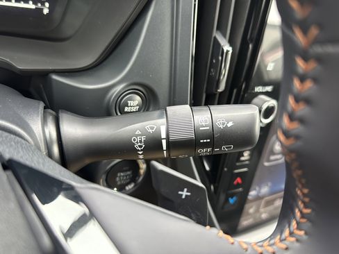 Certified 2025 Subaru Forester Sport image 32