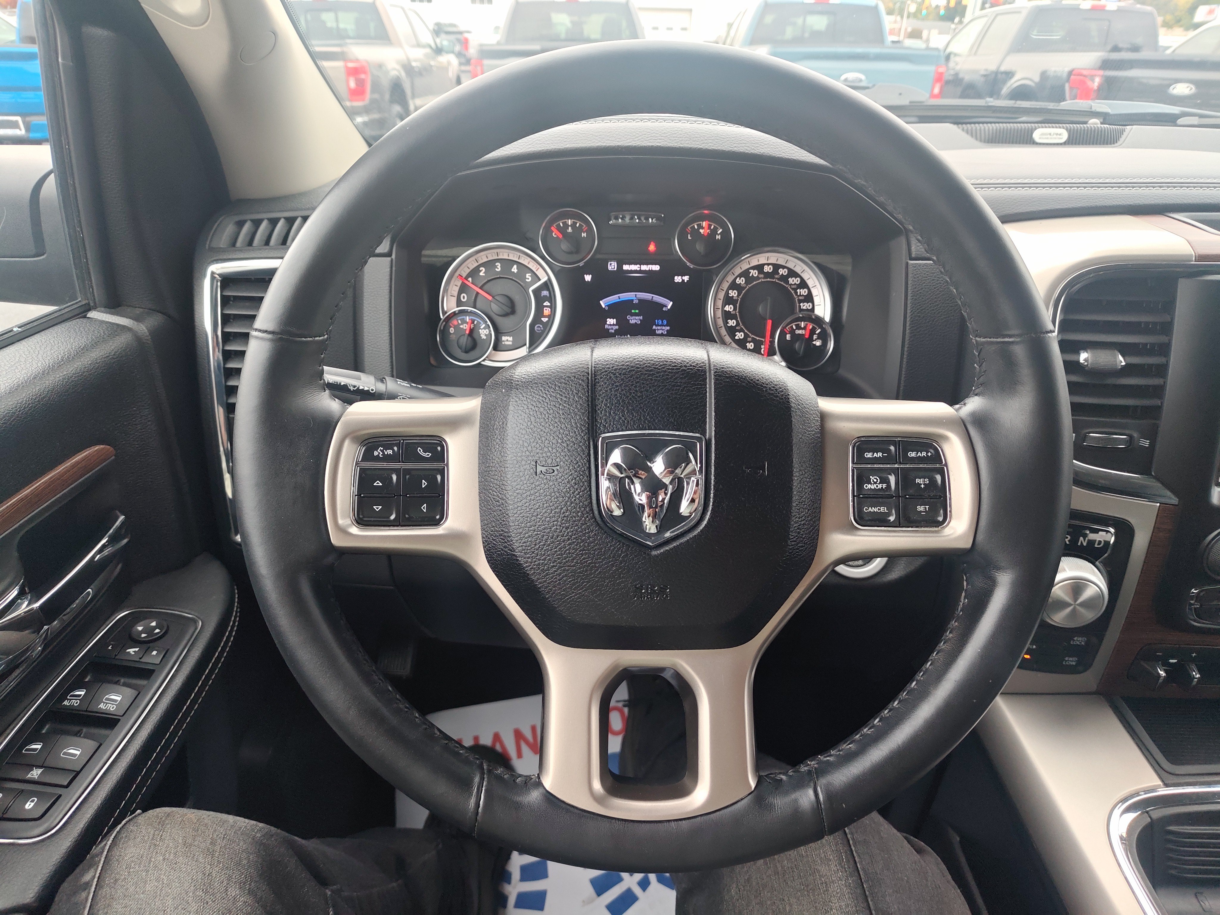 Used 2016 RAM 1500 Laramie w/ Convenience Group AWD/4WD image 27