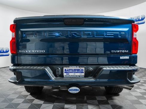 Used 2019 Chevrolet Silverado 1500 Custom w/ Custom Value Package image 5