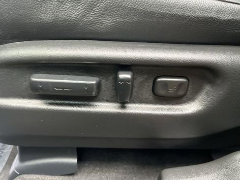 Used 2023 Honda Passport EX-L image 16