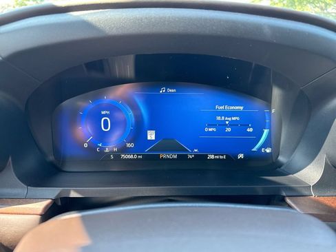 Used 2021 Ford Explorer King Ranch w/ Premium Technology Package AWD/4WD image 12