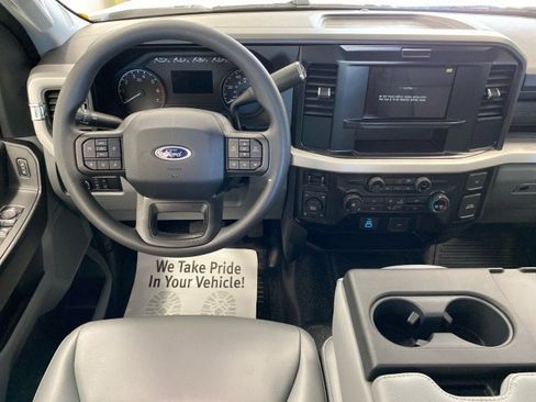New 2025 Ford F350 XL w/ XL Chrome Package image 17