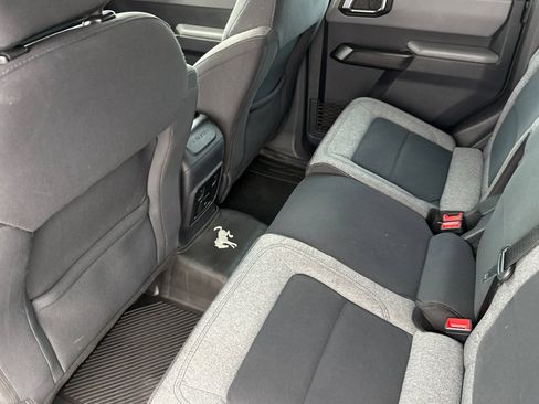 Used 2022 Ford Bronco 4-Door w/ Sasquatch Package AWD/4WD image 9