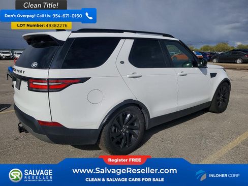 Used 2017 Land Rover Discovery HSE AWD/4WD image 4