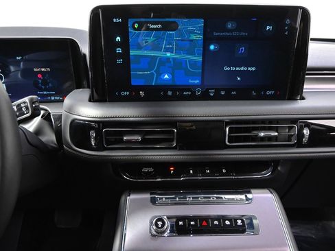 New 2025 Lincoln Aviator AWD w/ Equipment Group 101A image 27