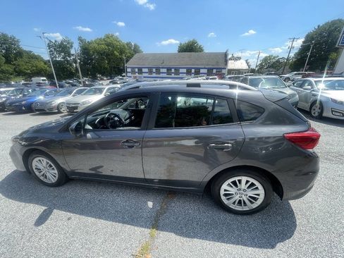 Used 2018 Subaru Impreza 2.0i Premium w/ Eyesight & BSD & Rcta AWD/4WD image 8