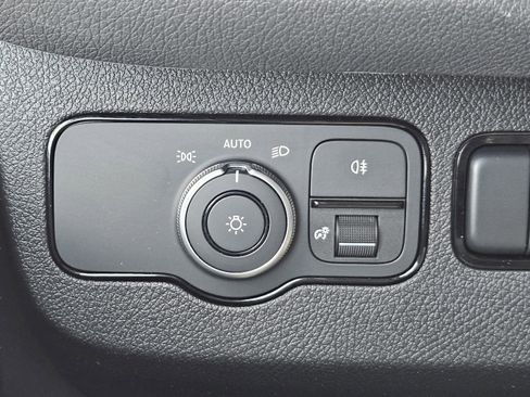 Used 2026 Mercedes-Benz Sprinter 4500 image 13