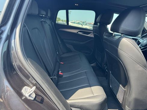 Used 2024 BMW X4 xDrive30i w/ Premium Package AWD/4WD image 10