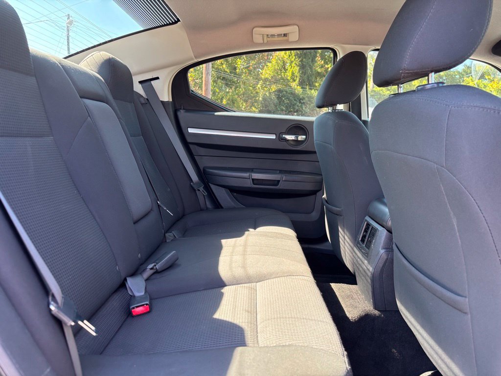 Used 2009 Dodge Charger SXT RWD image 25