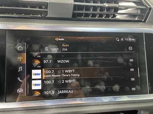 Certified 2025 Audi Q3 2.0T Premium image 21