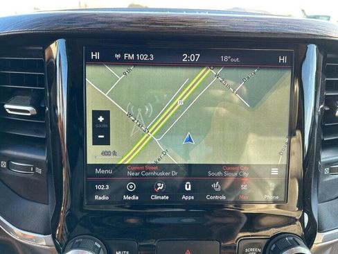 Used 2019 RAM 1500 Laramie image 18