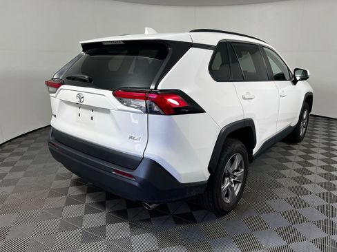 Used 2024 Toyota RAV4 XLE FWD image 5