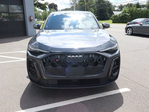 Used 2025 Audi SQ5 Premium Plus AWD/4WD image 3