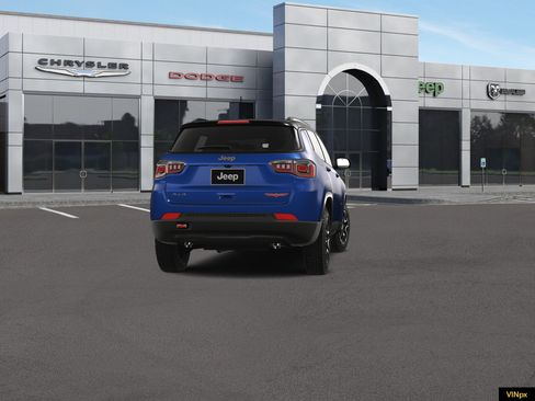 New 2026 Jeep Compass Trailhawk w/ Sun, Sound & Navigation Group AWD/4WD image 14