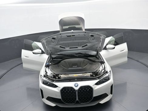 Used 2023 BMW i4 eDrive40 w/ Premium Package RWD image 38