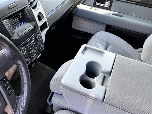 Used 2013 Ford F150 XLT w/ Mid Equipment Group RWD image 17