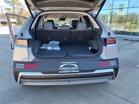 New 2026 Hyundai Ioniq 5 SEL image 18