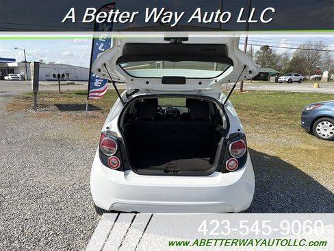 Used 2014 Chevrolet Sonic LT FWD image 12
