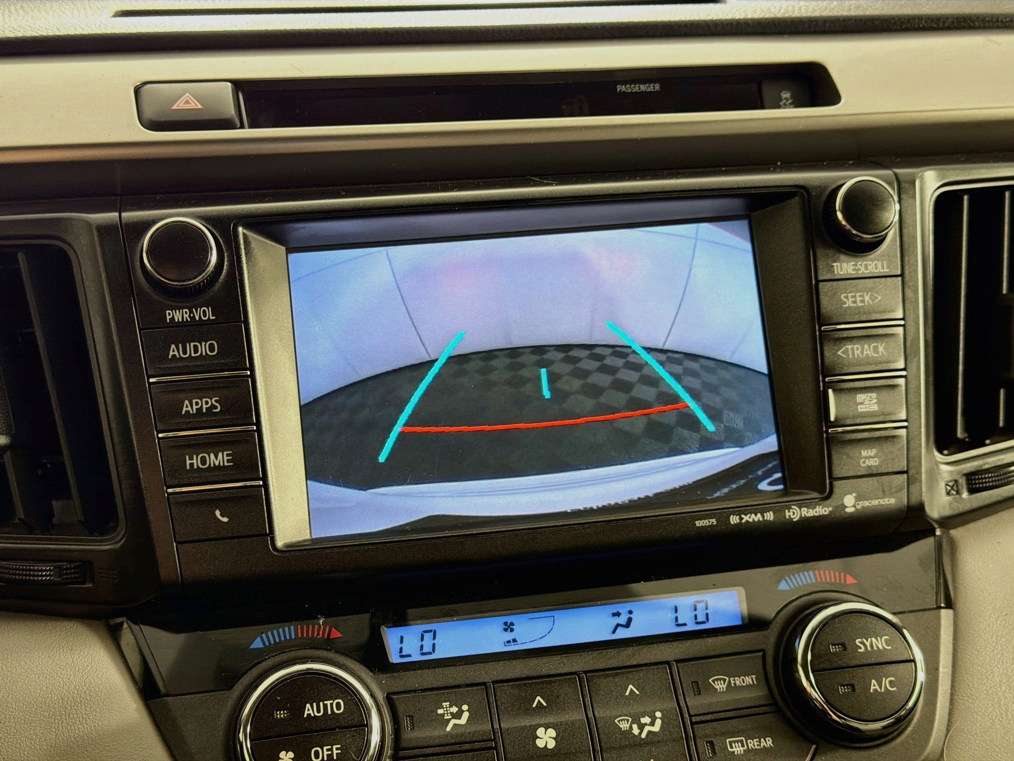 Used 2016 Toyota RAV4 XLE FWD image 22